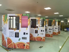Automatic Freshly Squeezed Orange Juice Vending Machine loading